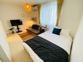 AOTO102, Newly renovated hotel, direct access to Ueno, Asakusa, Disneyland, Airport